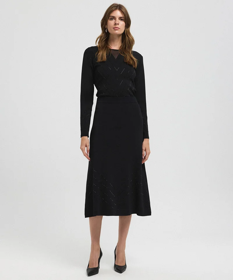 ابيكول Rhinestone Knit Skirt